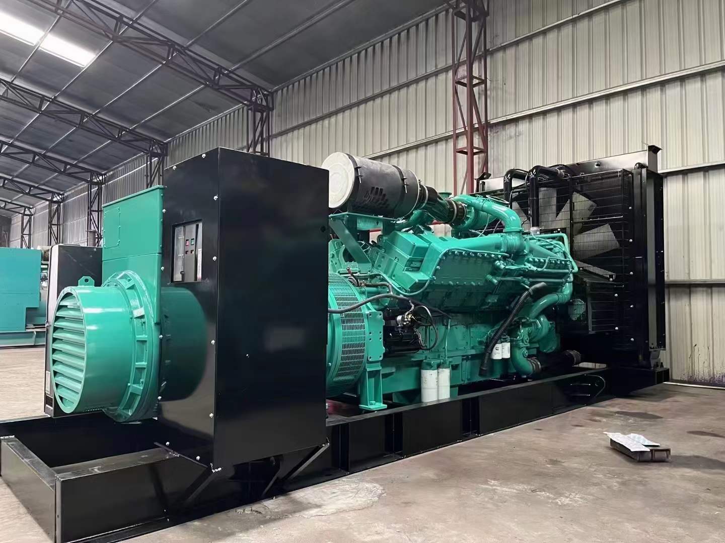 东兴如何评估无功补偿装置的性能和效果？