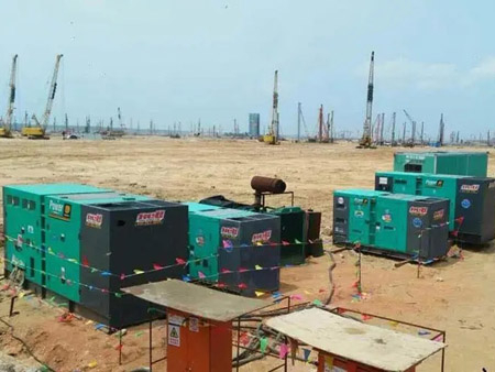 东兴柴油发电机组干式空气滤清器的维护成本高吗？