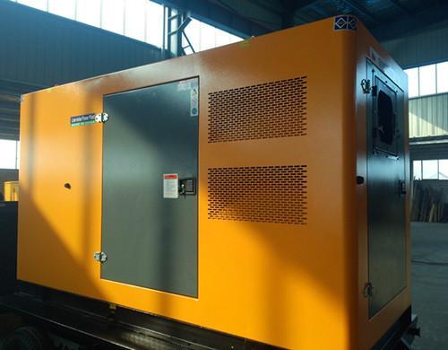 东兴汽油发电机组电瓶电解液的密度应该保持在什么范围？